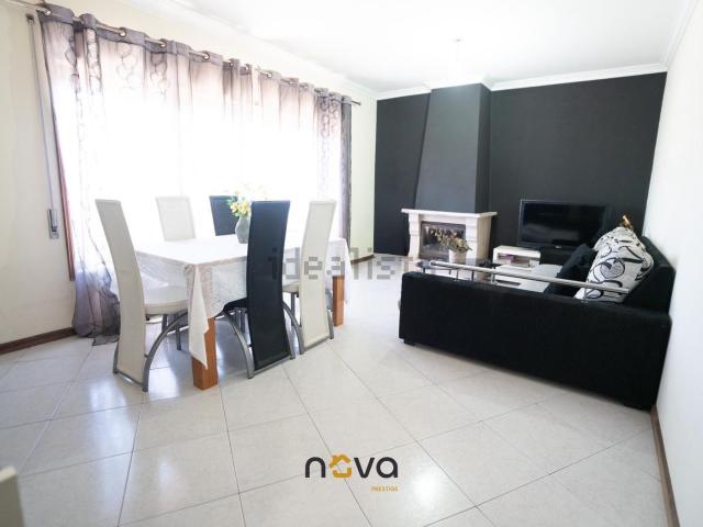 Apartamento, Nogueira e Silva Escura