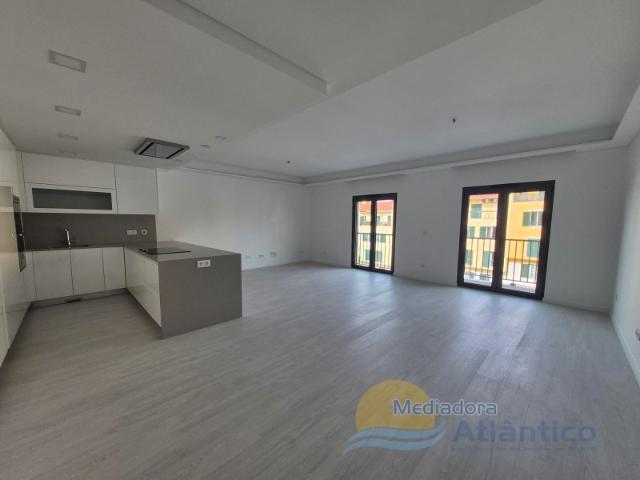 Apartamento novo, à estreia. Qualidade de Alto Padrão construtivo!