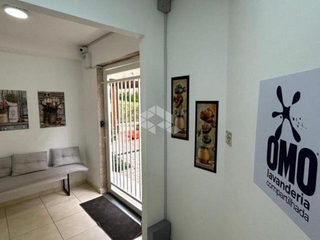 Apartamento novo à venda 1 dormitório, 30 m², semi mobiliado e quitado por R$ 179.999