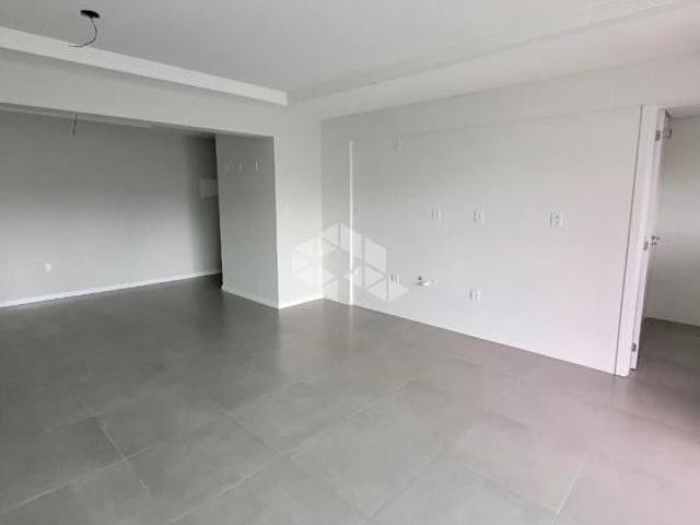 Apartamento novo com 02 dormitórios 01 suíte, no Centro