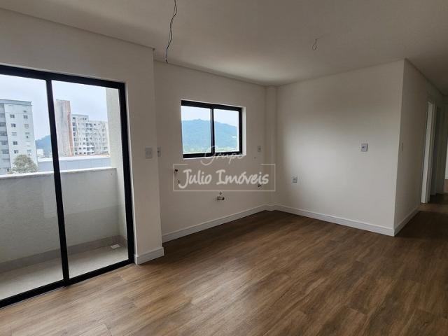 Apartamento novo com 2 quartos na Santa Terezinha