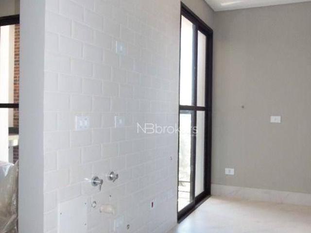 APARTAMENTO NOVO COM DUAS VAGAS DE GARAGEM