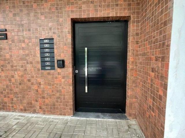 Apartamento novo de 2 dormitórios em Santa Maria