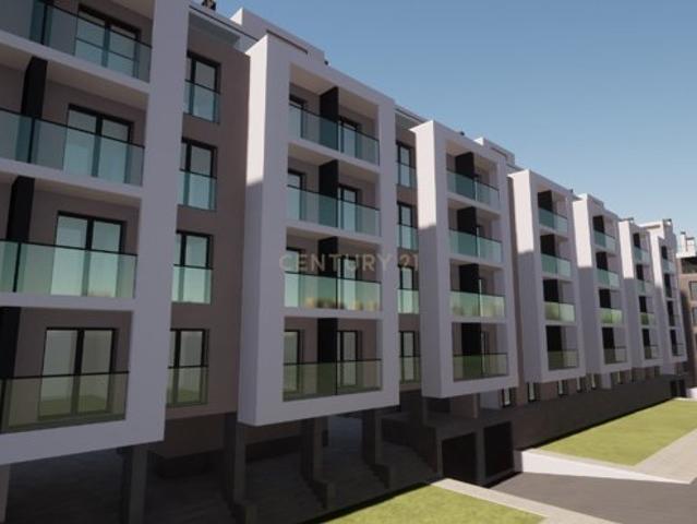 Apartamento Novo em Montijo com 3 Quartos