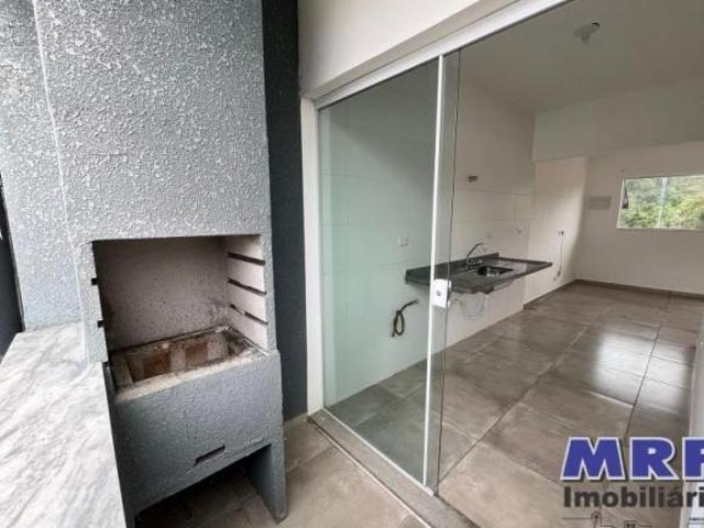 Apartamento novo em Ubatuba, 1 dormitório, aceita financiamento. Condomínio com piscina