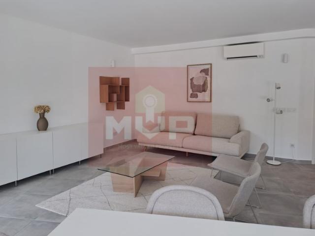 Apartamento Novo T2 mobilado, para arrendamento em Faro