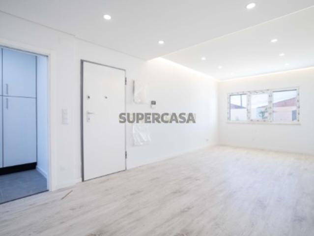 Apartamento novo T2 com Vista Panorâmica e Parqueamento
