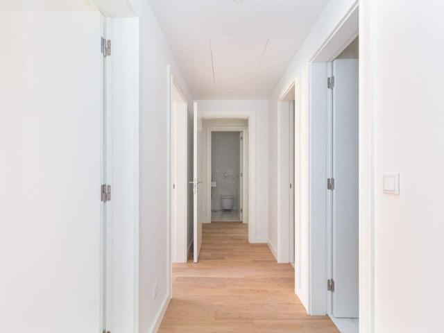 Apartamento novo T3 com varanda, para arrendamento, Porto