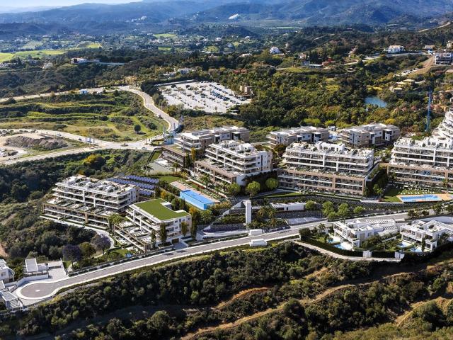 Apartamento nuevo con vistas espectaculares al mar cerca de. 127m² Estepona