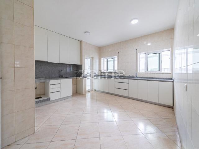 Apartamento, Oliveira São Paio São Sebastião