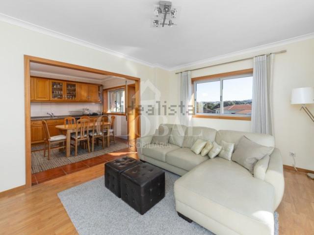 Apartamento, Paços de Brandão