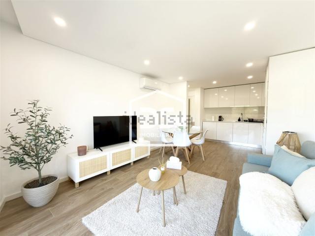 Apartamento, Paços de Brandão