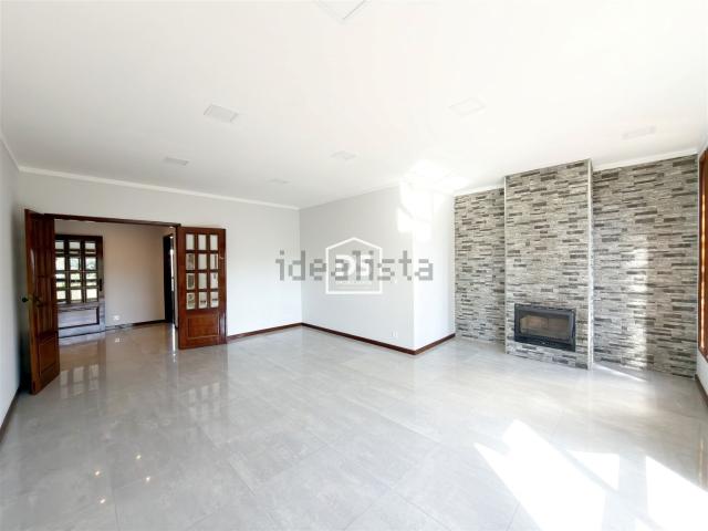 Apartamento, Paços de Brandão
