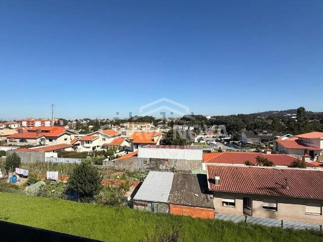 Apartamento, Paços de Brandão