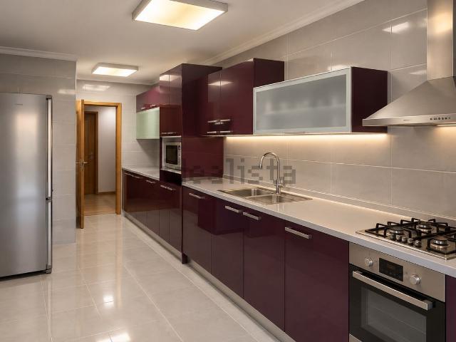 Apartamento, Paços de Brandão