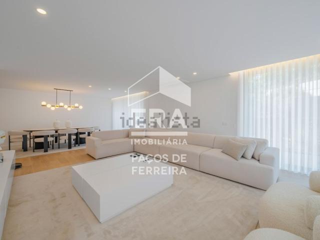 Apartamento, Paços de Ferreira