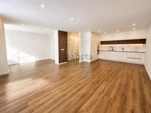 Apartamento, Paços de Ferreira