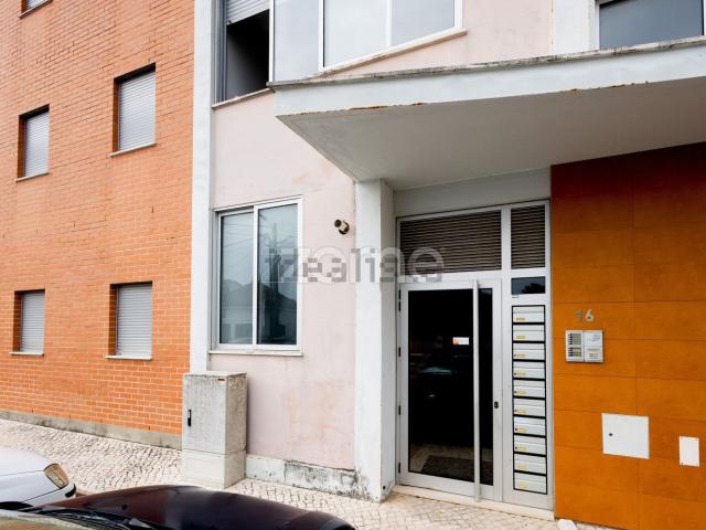 Apartamento, Pampilhosa