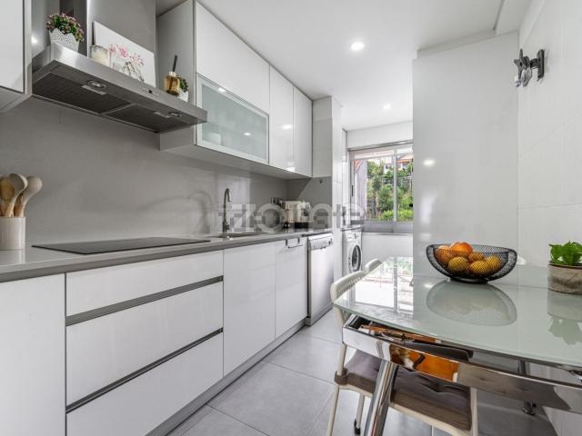Apartamento, Padim da Graça