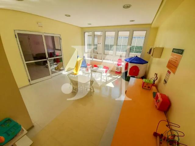 Apartamento Padrão de 78m² com 3 dormitórios sendo 1 suíte, e 2 vagas de garagem disponíveis para ve