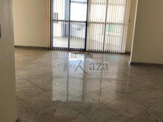 Apartamento Padrão em São José dos Campos
