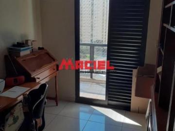 Apartamento Padrão em São José dos Campos
