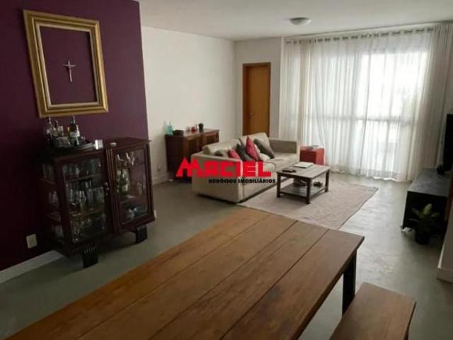 Apartamento Padrão em São José dos Campos