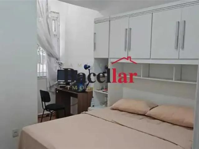 Apartamento: Padrão / Residencial / Copacabana