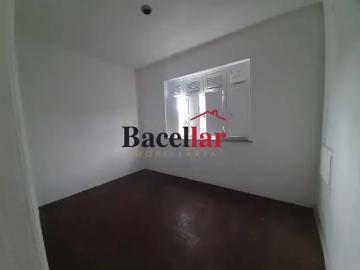 Apartamento: Padrão / Residencial / Cascadura