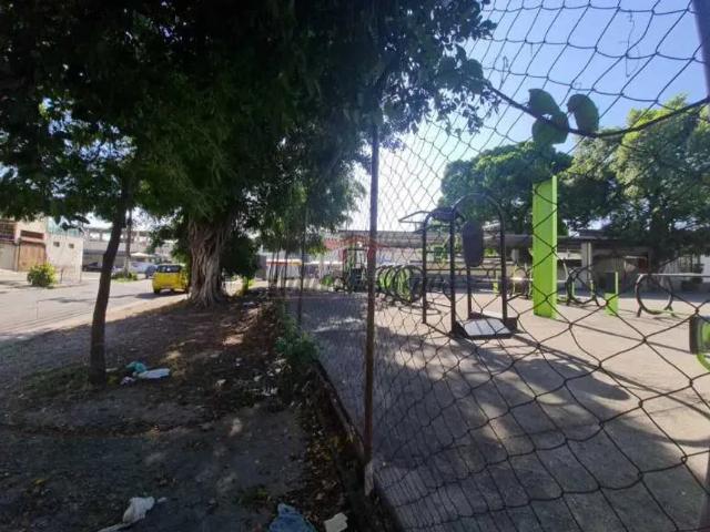 Apartamento Padrão / Residencial / Oswaldo Cruz
