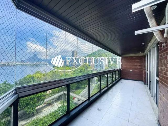 Apartamento Padrão / Residencial / Lagoa