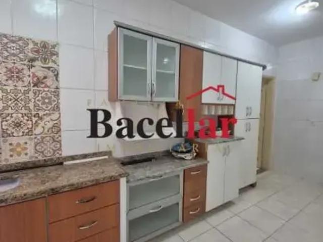 Apartamento: Padrão / Residencial / Praça Seca