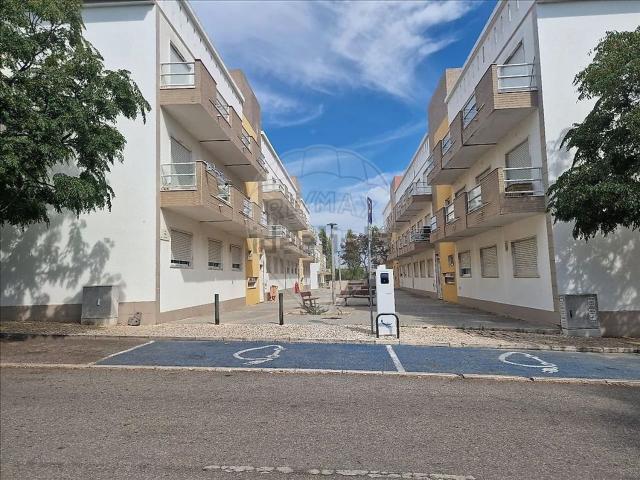 Apartamento, Palhais e Coina