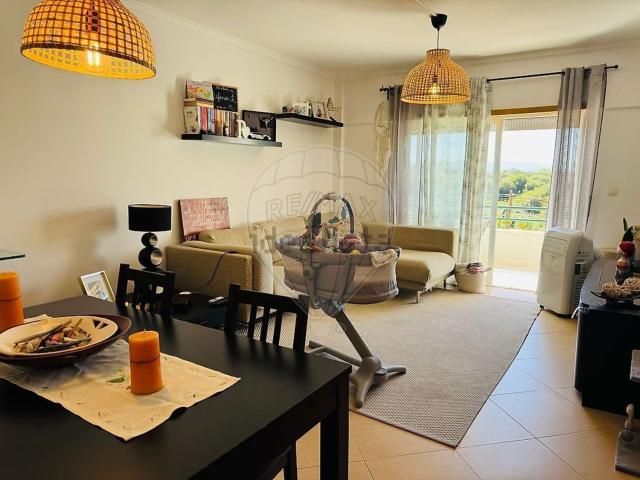 Apartamento, Palhais e Coina