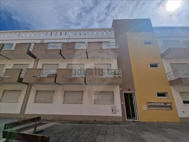 Apartamento, Palhais e Coina