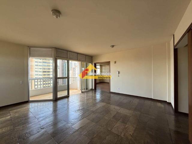 Apartamento para aluguel, 3 quartos, 1 suíte, 1 vaga, Centro Divinópolis/MG