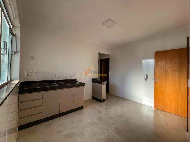 Apartamento para aluguel, 3 quartos, 1 suíte, 1 vaga, Santo Antônio Divinópolis/MG