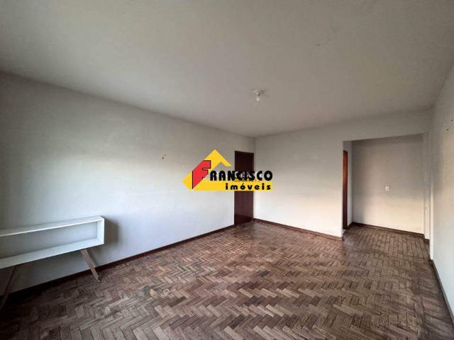 Apartamento para aluguel, 3 quartos, 1 suíte, Ipiranga Divinópolis/MG