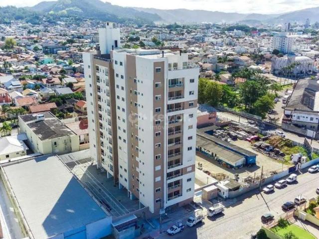 Apartamento para aluguel, 2 quartos, 1 suíte, 1 vaga, Centro Tubarão/SC
