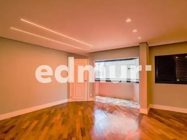 APARTAMENTO para ALUGUEL com 136m² no bairro Vila Gilda com 3 quartos e 3 vagas. Santo André, SP