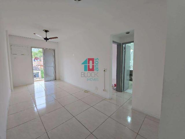 Apartamento para aluguel com 1 quarto em Grajaú com 59m²