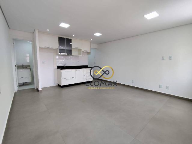 Apartamento para Aluguel com 1 quartos, 42 m² por R$ 2.100