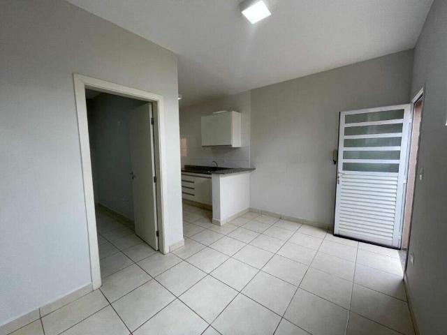 Apartamento para Aluguel com 1 quartos, 47 m² por R$ 1.480