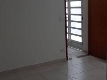 Apartamento para Aluguel com 1 quartos, 45 m² por R$ 1.250
