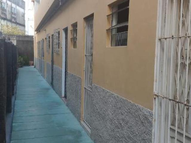 Apartamento para Aluguel com 1 quartos, 46 m² por R$ 1.300
