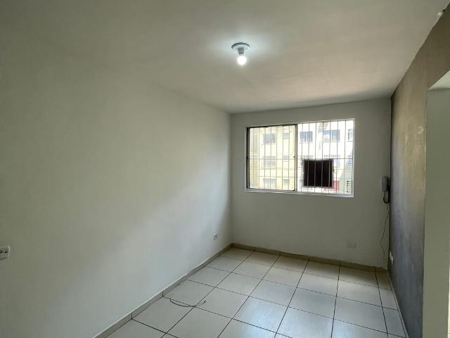 Apartamento para Aluguel com 1 quartos, 50 m² por R$ 850