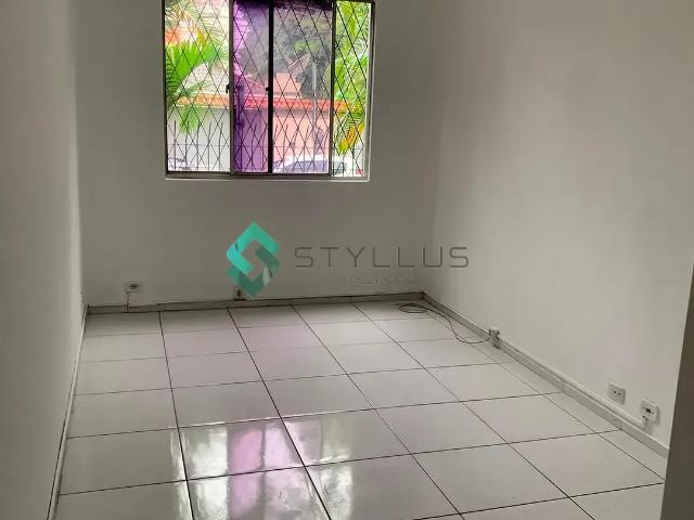 Apartamento para Aluguel com 1 quartos, 50 m² por R$ 900