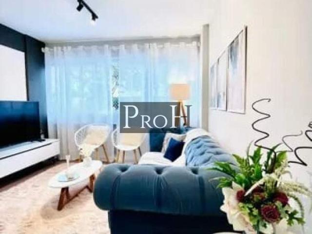Apartamento para Aluguel com 1 quartos, 51 m² por R$ 3.400