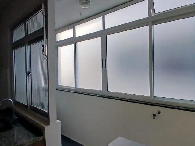 Apartamento para Aluguel com 1 quartos, 52 m² por R$ 1.700