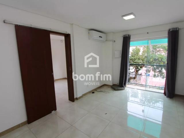 Apartamento para Aluguel com 1 quartos, 56 m² por R$ 1.800